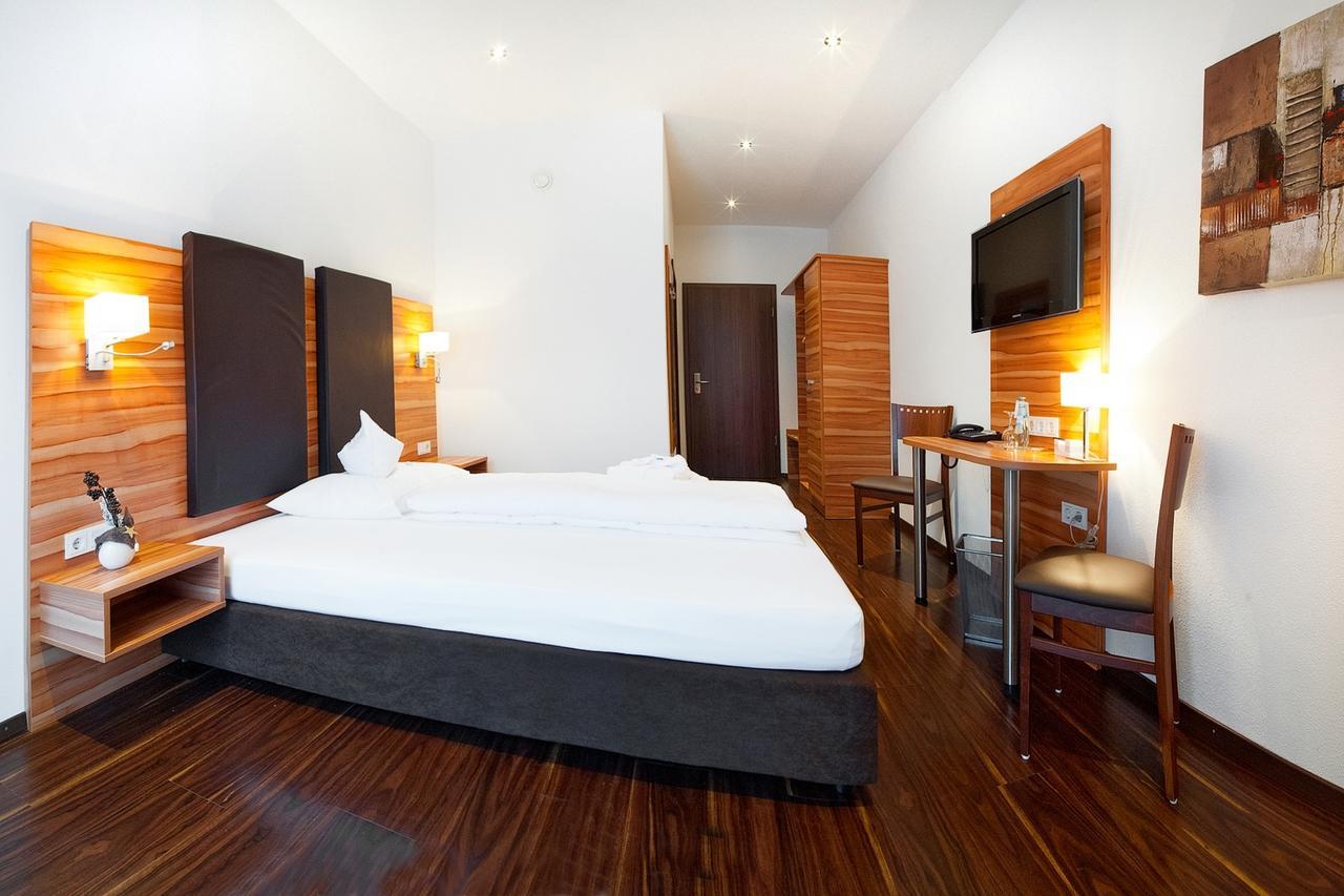 Hotel-Renner Buchbach Kamer foto