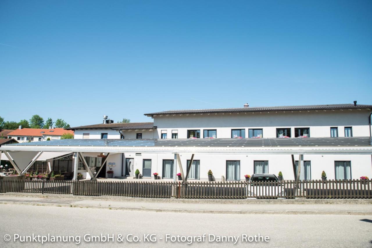 Hotel-Renner Buchbach Buitenkant foto